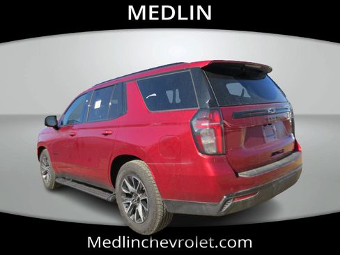 Used 2024 Chevrolet Tahoe Z71 w/ Z71 Off-Road Package image 5