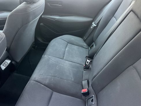 Used 2025 Toyota Corolla LE FWD image 5