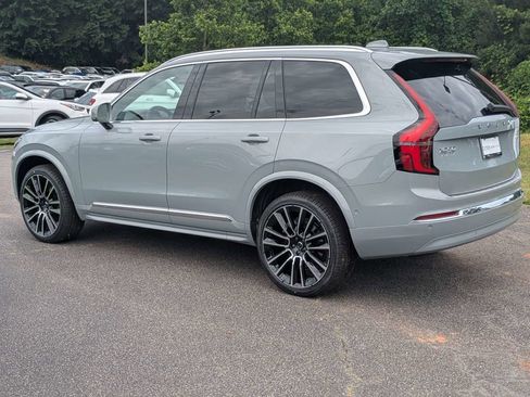 New 2026 Volvo XC90 B6 Plus w/ Protection Package Premier AWD/4WD image 4