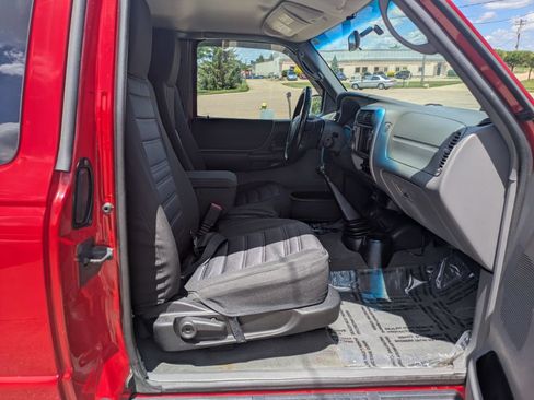 Used 2004 Ford Ranger XLT AWD/4WD image 14