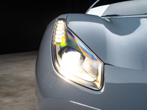 Used 2016 Ferrari 488 GTB RWD image 8