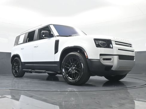 Used 2022 Land Rover Defender 110 S image 65