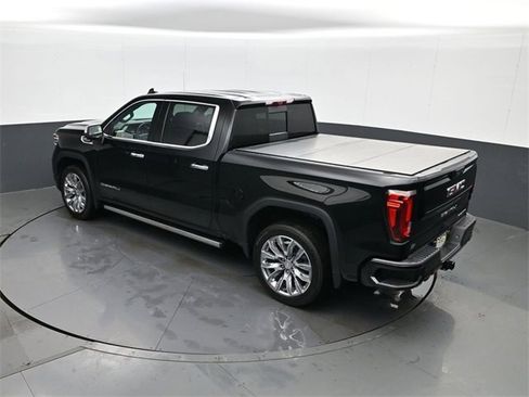 Used 2025 GMC Sierra 1500 Denali w/ Denali Reserve Package image 19