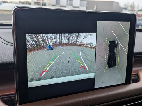 Used 2023 Lincoln Aviator Grand Touring w/ Equipment Group 301A image 12