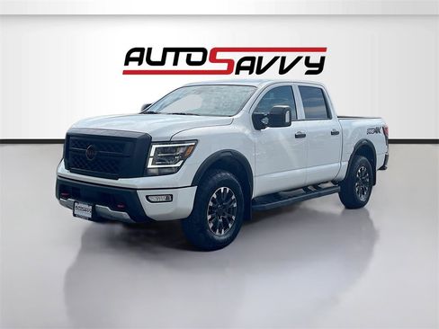 Used 2024 Nissan Titan PRO-4X w/ Off Road Protection Package image 3
