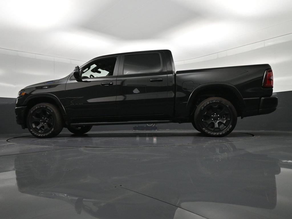 Used 2025 RAM 1500 Big Horn RWD image 30