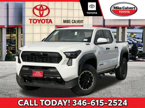 Used 2026 Toyota Tacoma TRD Off-Road image 1