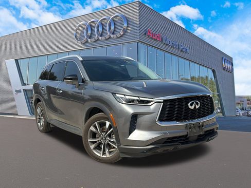 Used 2023 INFINITI QX60 Luxe w/ Cargo Package image 1