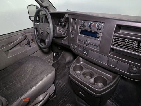 Used 2024 GMC Savana 2500 w/ Driver Convenience Package image 17