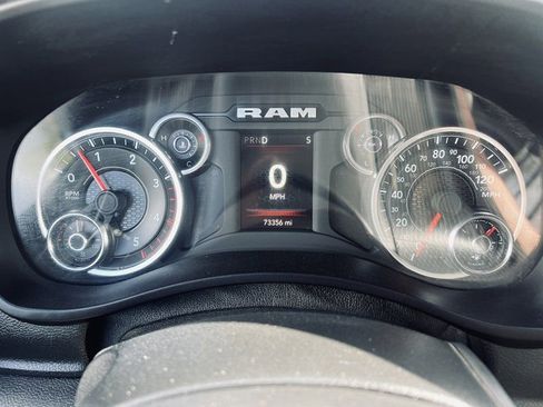 Used 2024 RAM 3500 Tradesman w/ Chrome Appearance Group image 9