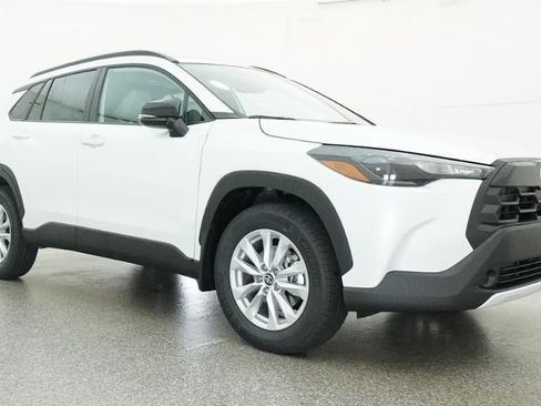 New 2026 Toyota Corolla Cross LE image 29