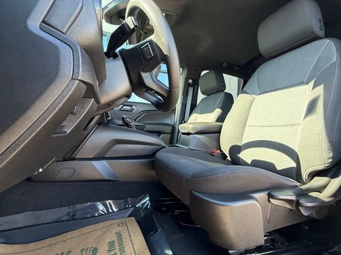 Used 2024 Chevrolet Colorado Trail Boss w/ Advanced Trailering Package AWD/4WD image 9