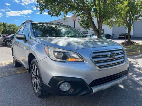 Used 2015 Subaru Outback 3.6R Limited AWD/4WD image 8