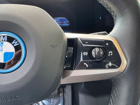 Used 2022 BMW iX xDrive50 w/ Convenience Package AWD/4WD image 30