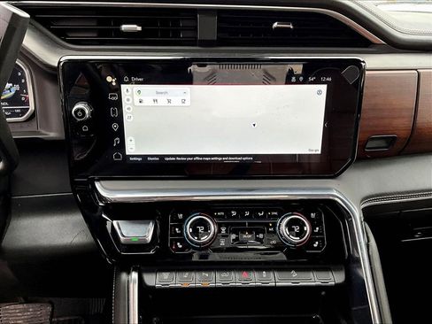 Used 2024 GMC Sierra 2500 Denali Ultimate image 26