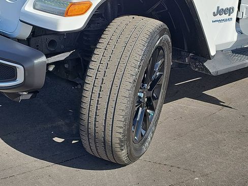 Used 2022 Jeep Wrangler Unlimited Sahara w/ Cold Weather Group image 37