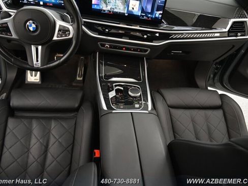 Used 2023 BMW X7 M60i w/ Climate Comfort Package image 18
