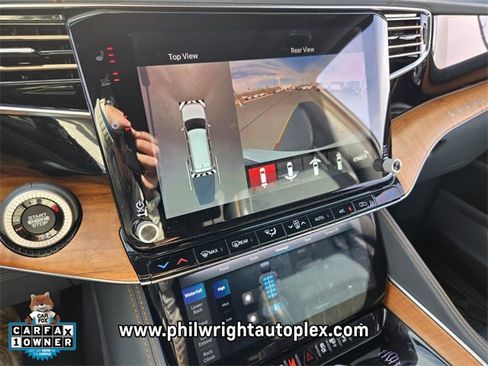 Used 2023 Jeep Grand Wagoneer Series III image 22