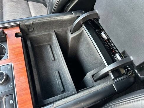 Used 2020 Lincoln Navigator Reserve RWD image 38