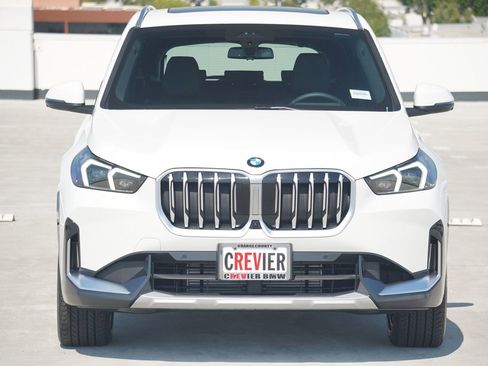 Used 2025 BMW X1 xDrive28i w/ Technology Package image 2