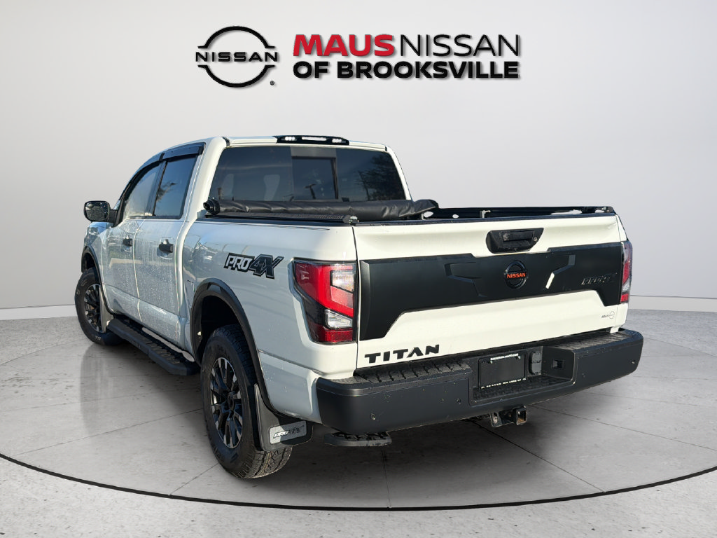 Used 2021 Nissan Titan PRO-4X w/ Pro-4x Convenience Package AWD/4WD image 8