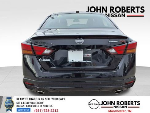 New 2026 Nissan Altima 2.5 SR w/ SR Midnight Edition Package image 16
