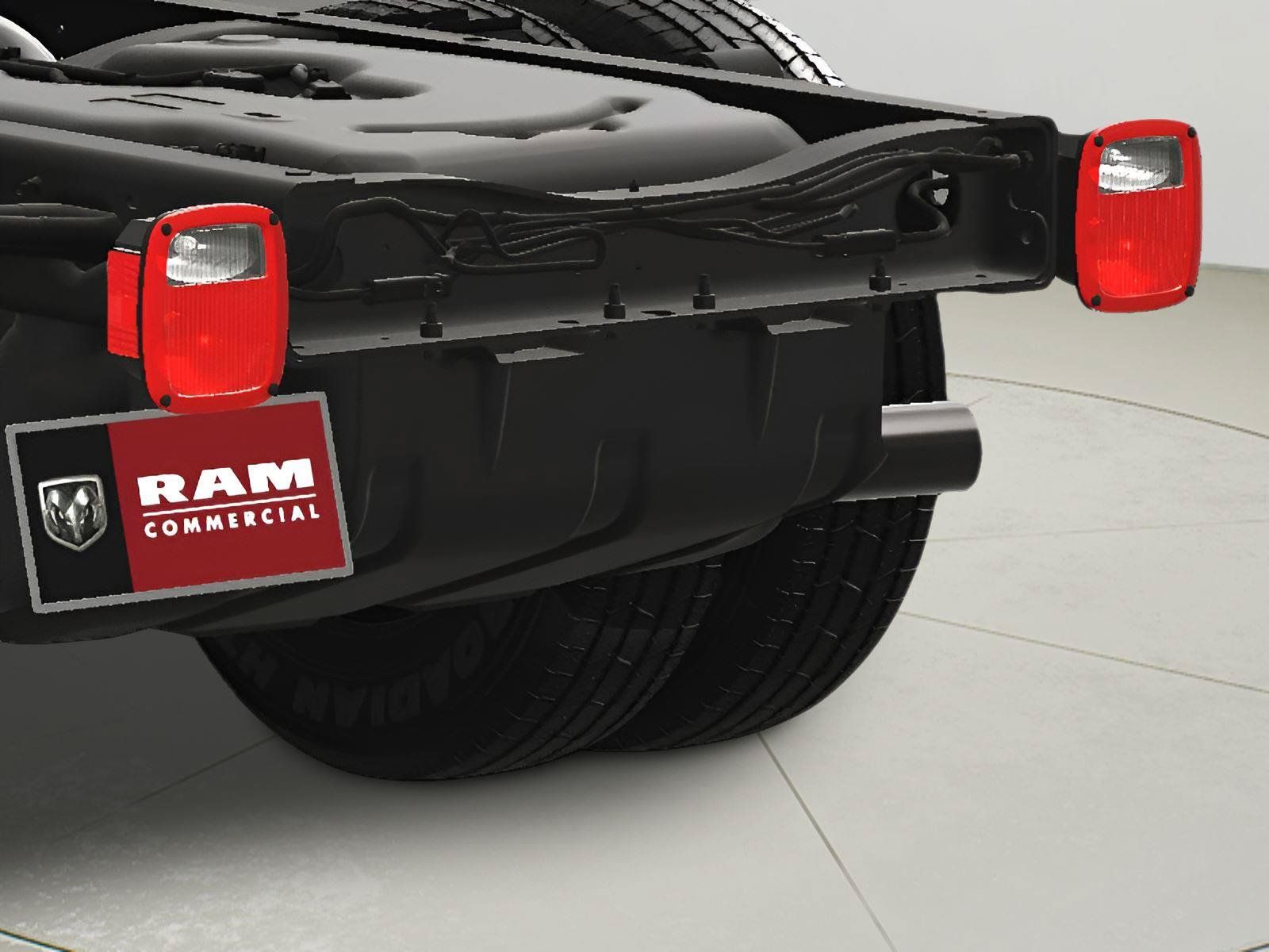 New 2024 RAM 3500 Tradesman AWD/4WD image 12