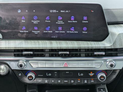 Certified 2025 Kia Telluride SX Prestige AWD/4WD image 16