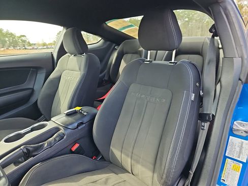 Used 2020 Ford Mustang GT image 19