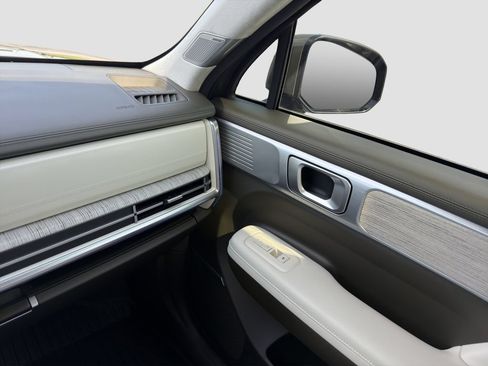 Used 2024 Hyundai Santa Fe Calligraphy FWD image 26