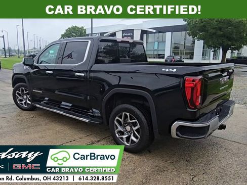 Used 2023 GMC Sierra 1500 SLT w/ SLT Premium Package AWD/4WD image 7