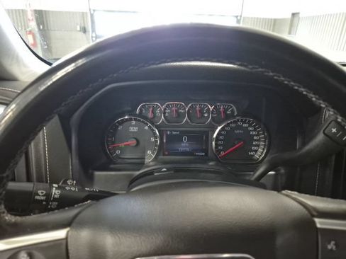 Used 2014 GMC Sierra 1500 SLE w/ SLE Value Package AWD/4WD image 17