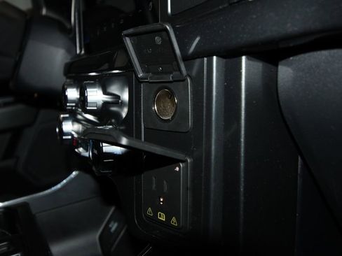 Used 2022 Ford F150 XLT w/ Equipment Group 302A High image 26