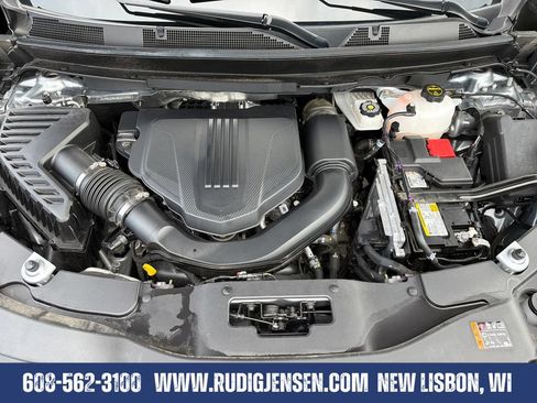 Used 2025 Chevrolet Traverse Z71 AWD/4WD image 21