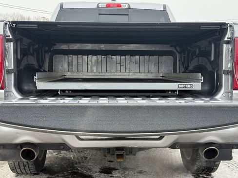 Used 2022 RAM 1500 Laramie w/ Sport Appearance Package image 7