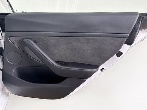 Used 2022 Tesla Model 3 RWD image 30