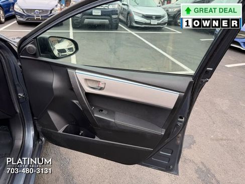Used 2015 Toyota Corolla LE image 19