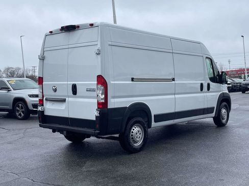 New 2026 RAM ProMaster 2500 w/ Convenience Group FWD image 8