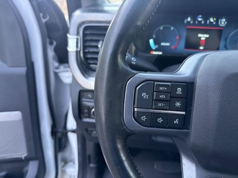 Used 2023 Ford F250 Lariat w/ Lariat Ultimate Package AWD/4WD image 16
