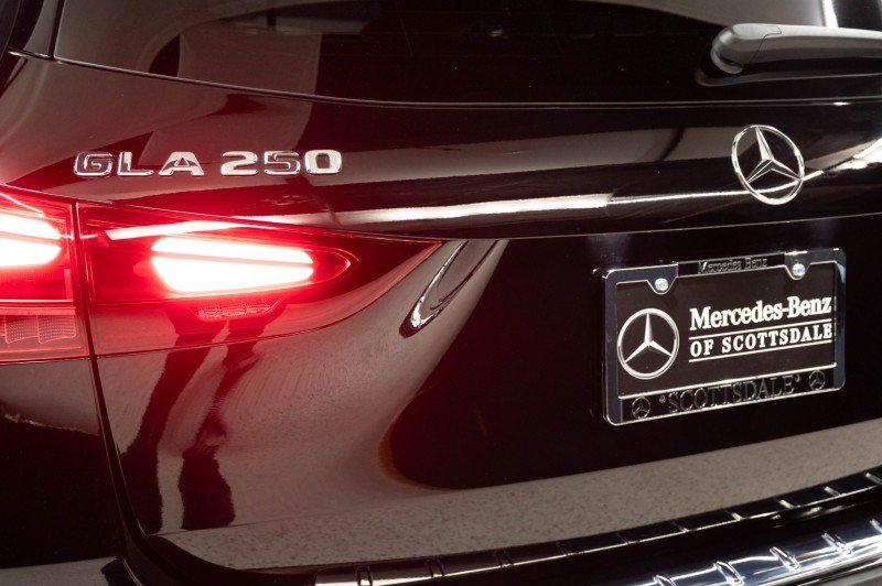 Certified 2026 Mercedes-Benz GLA 250 image 9