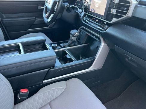 Used 2022 Toyota Tundra SR5 w/ Convenience Package RWD image 19