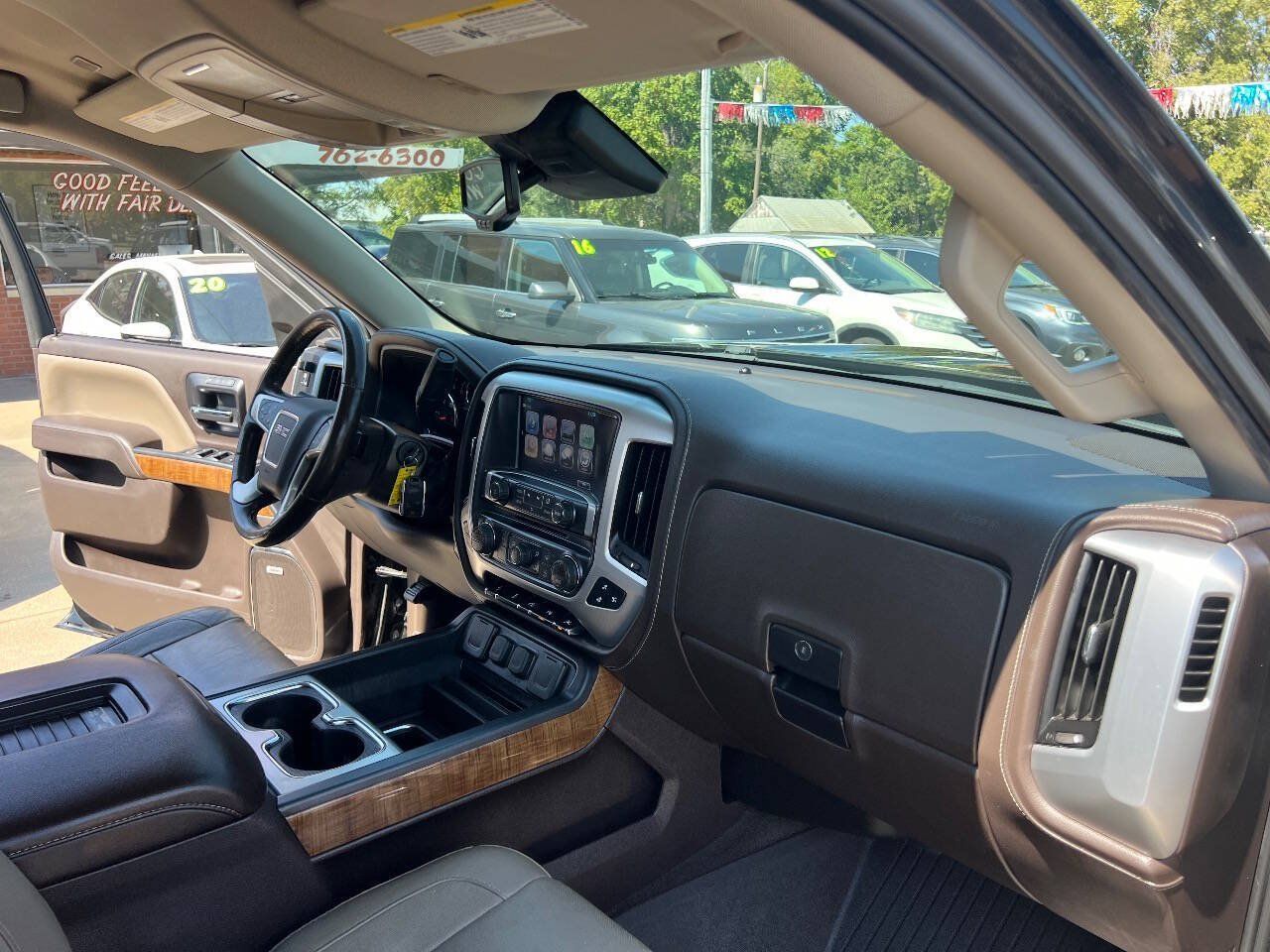 Used 2018 GMC Sierra 1500 SLT AWD/4WD image 17