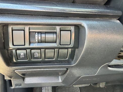 Used 2023 Subaru Crosstrek 2.5i Sport AWD/4WD image 28