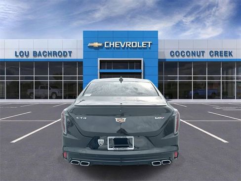 Used 2023 Cadillac CT4 V w/ Technology Package image 7