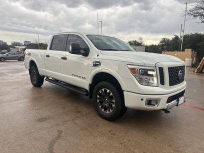 Used 2019 Nissan Titan PRO-4X w/ Pro-4x Convenience Package