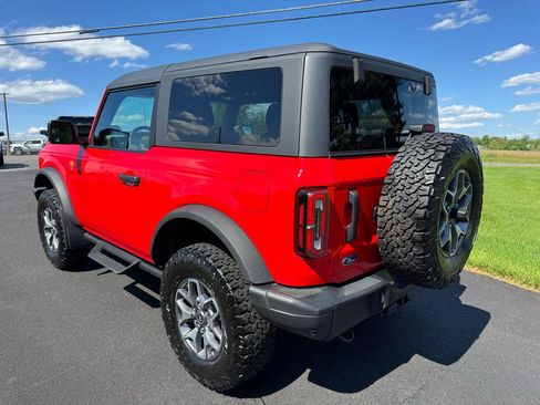 Used 2023 Ford Bronco Badlands AWD/4WD image 4