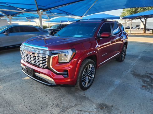 Used 2026 GMC Terrain Denali AWD/4WD image 2