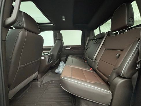 New 2026 GMC Sierra 2500 Denali w/ Denali Reserve Package image 47
