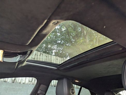 Used 2022 Mercedes-Benz AMG GT 43 image 14