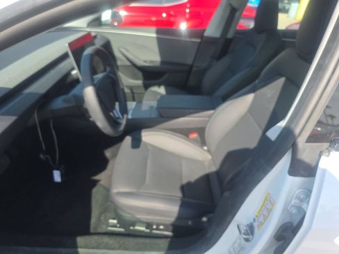 Used 2025 Tesla Model 3 RWD image 3